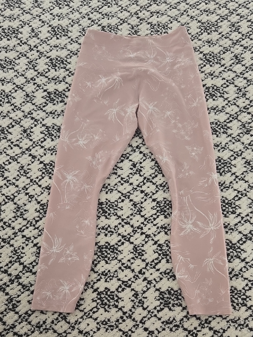 Lorna Jane Dusty Pink Floral Print Leggings